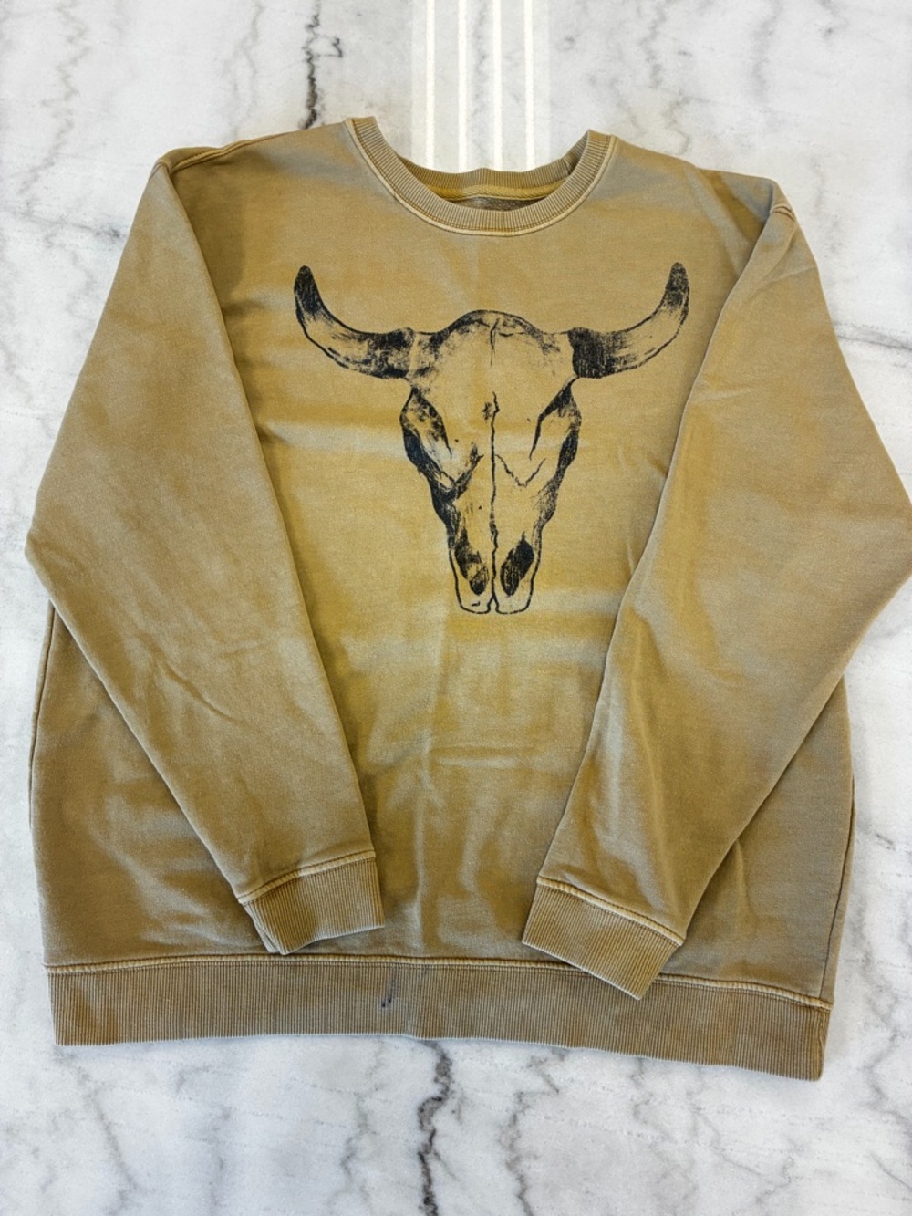 Source Unknown Tan Crewneck Sweatshirt with Black Bull Skull Graphic